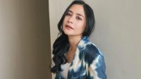 Prilly Latuconsina gas